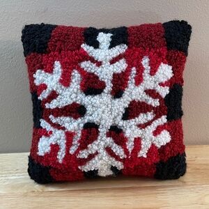 Snowflake Accent Throw Pillow – Red & Black Checkered Hooked Acrylic, 8” x 8”